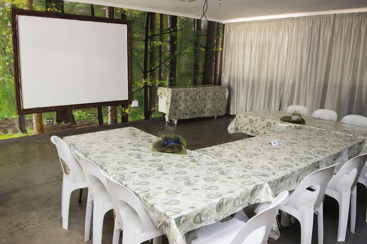 Rain Forest Boutique Camp Krugersdorp Exterior foto
